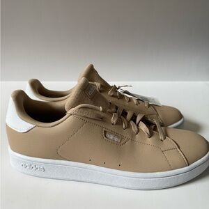 Adidas Urban Court Beige and White Casual Sneakers Size 10.5